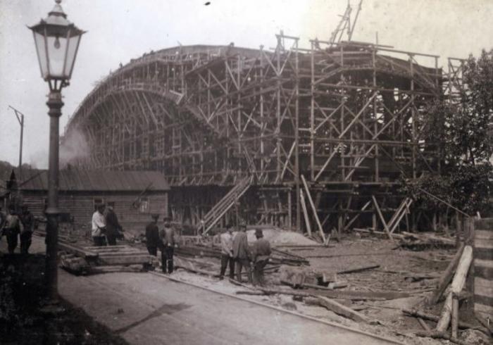 Начало строительства моста